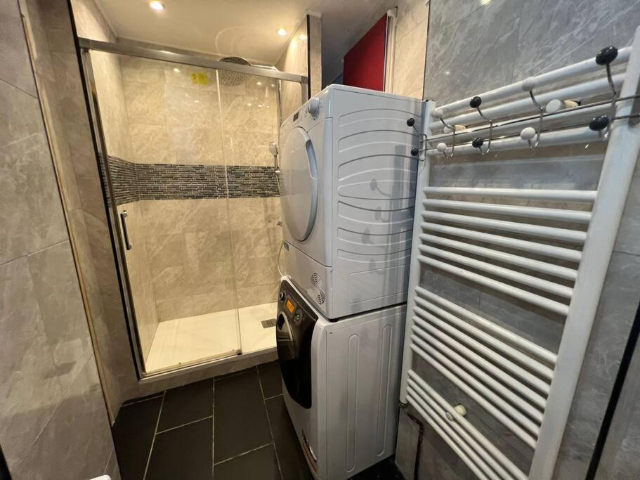 Appartement « Le Jardin Du Luxembourg » Paris Luaran gambar