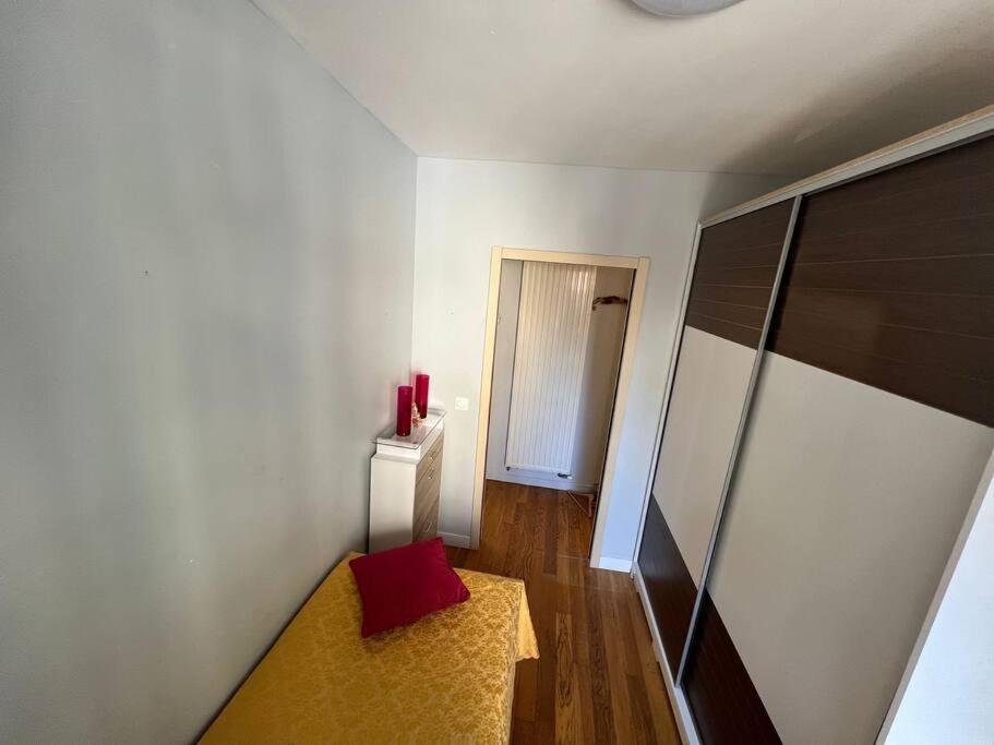 Appartement « Le Jardin Du Luxembourg » Paris Luaran gambar